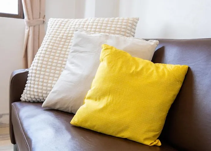 Cozy Forbeswood Heights Pad Near St Lukes * Manila